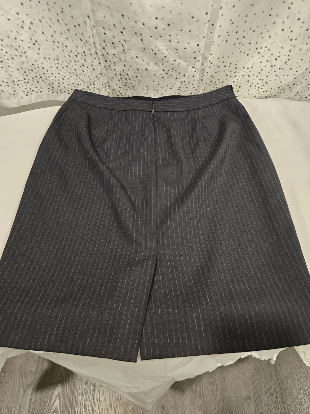 J. Crew Classic #2 Charcoal  Pinstripe Pencil Skirt Sz 0